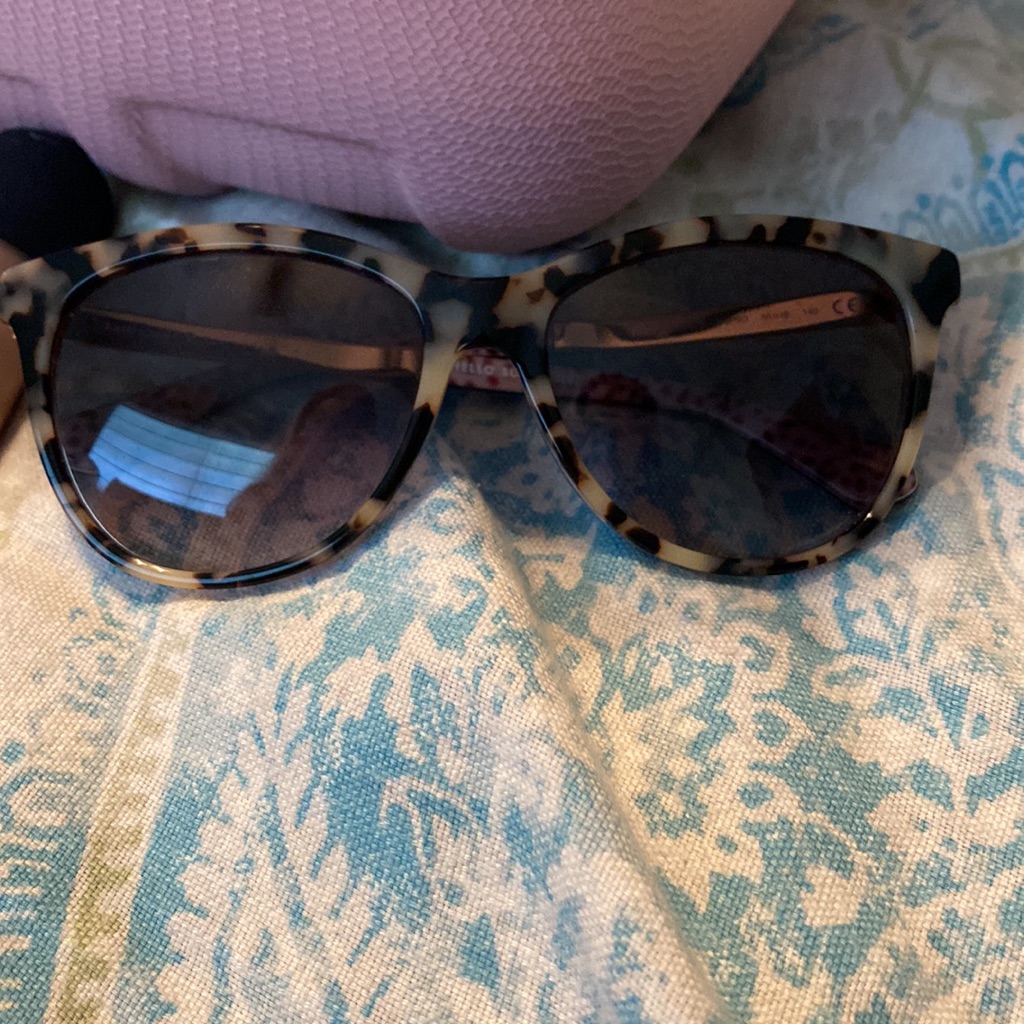 Very Gently Used Kate Spade Sunglasses